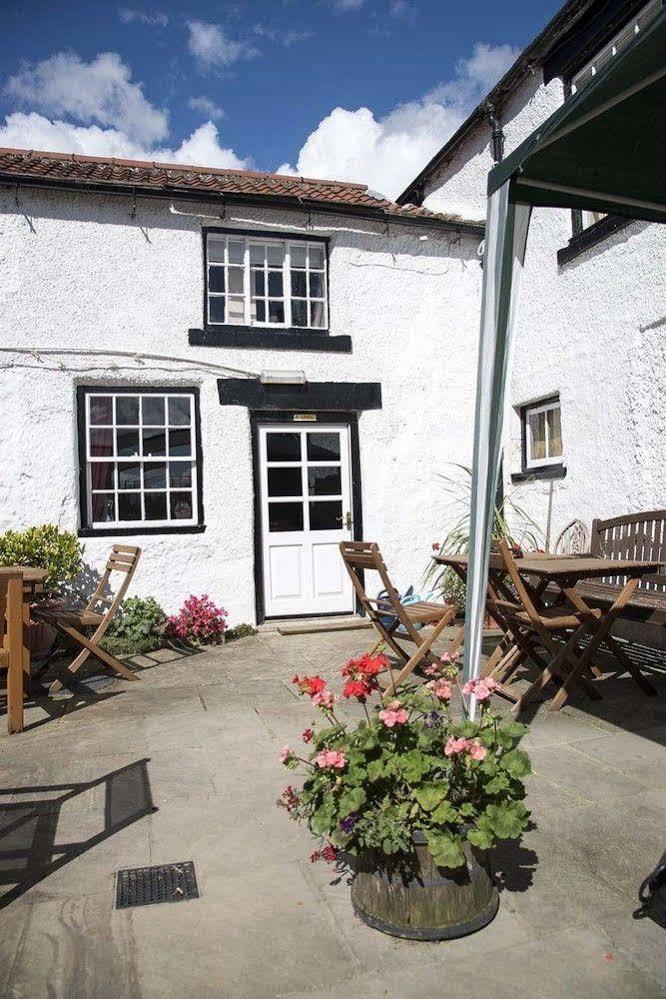 The Greyhound Inn Bedale Zewnętrze zdjęcie